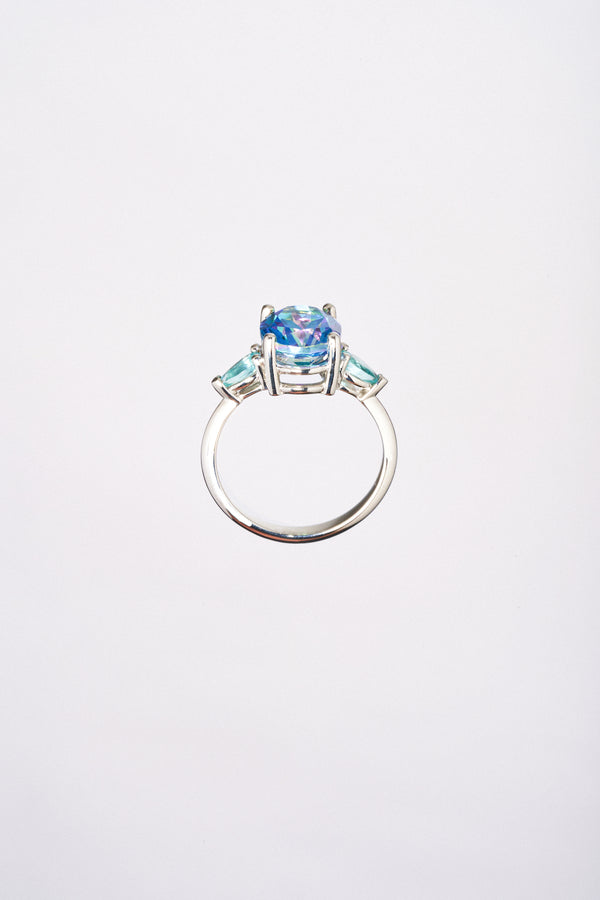 Anillo Topacio Corte Ovalado Mistico Con Apatitas Oro Blanco